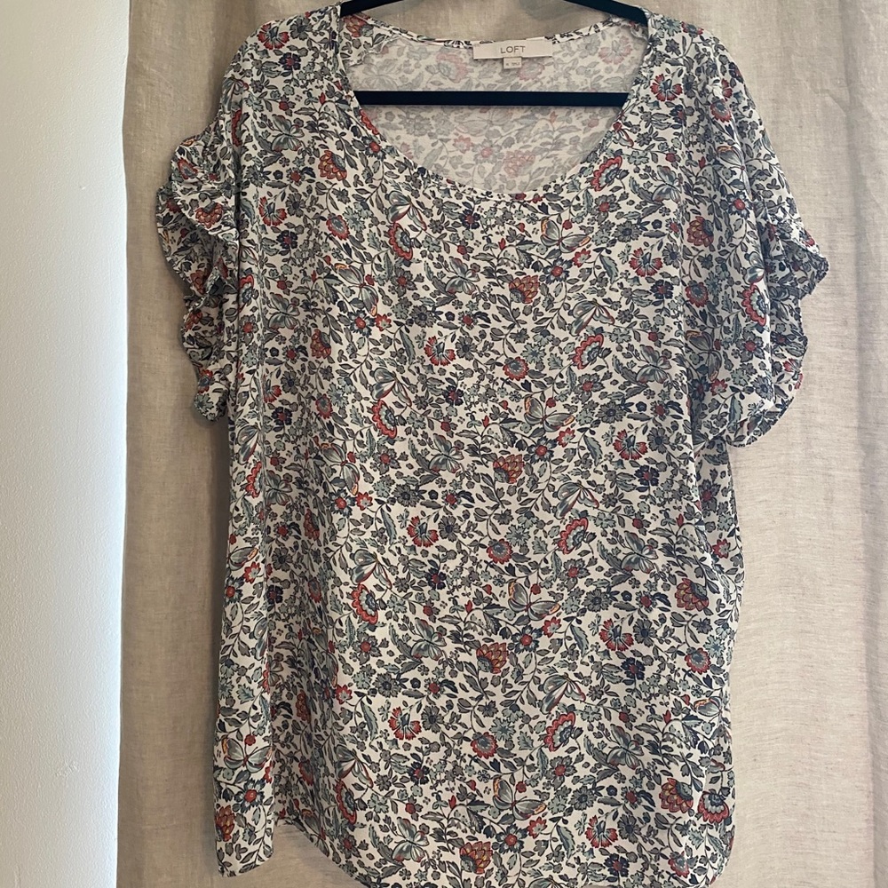 LOFT mixed media floral top